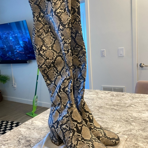 Gianni Bini | Shoes | Gianni Bini Snake Print Knee High  knee High Gianni Bini Snake Skin Boots